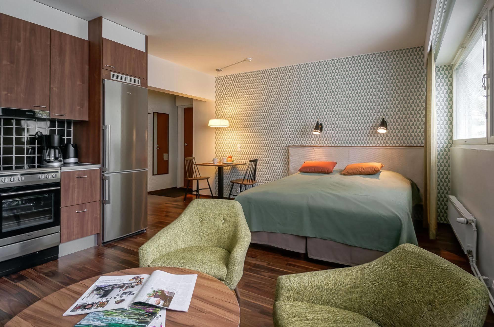 Forenom Serviced Apartments Espoo Tapiola Esterno foto